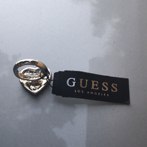 NWT Heart Ring - Picture 2 of 3